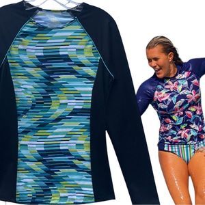 TITLE NINE like new woman’s SURF TOP SIZE L-but is sized like a M, see pics.